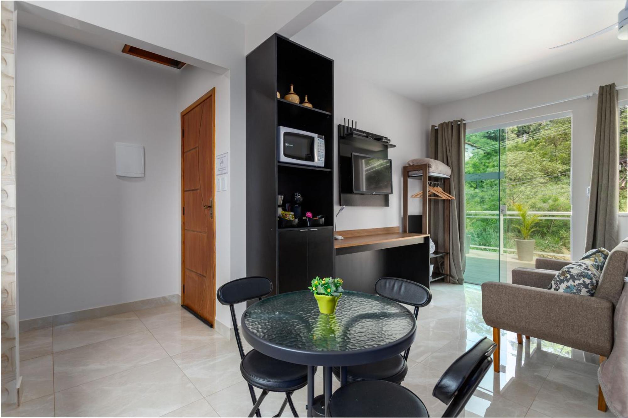 Aconchegante Com Varanda Garagem Tv Smart Wi-fi Marica